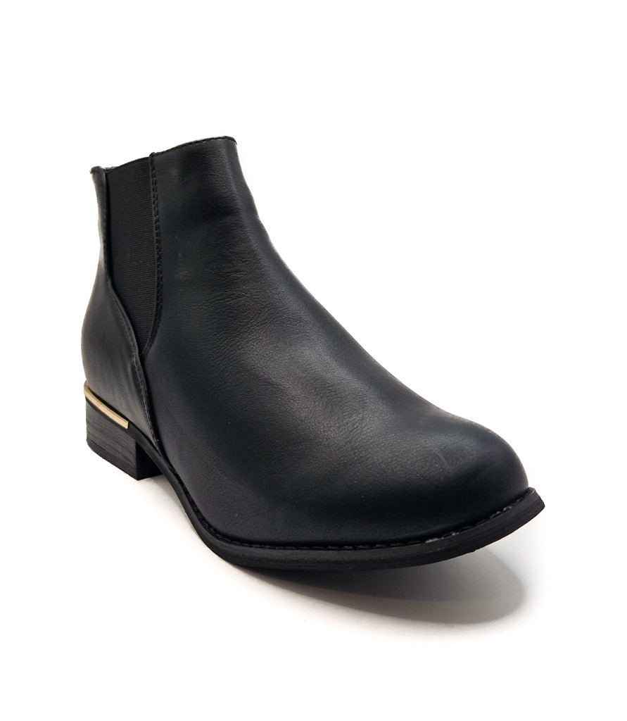 Women's Wide Fit Chelsea Pull On Ankle Boot Faux Leather Black