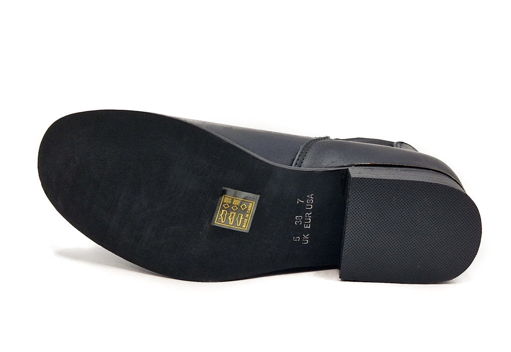 Women's Wide Fit Chelsea Pull On Ankle Boot Faux Leather Black