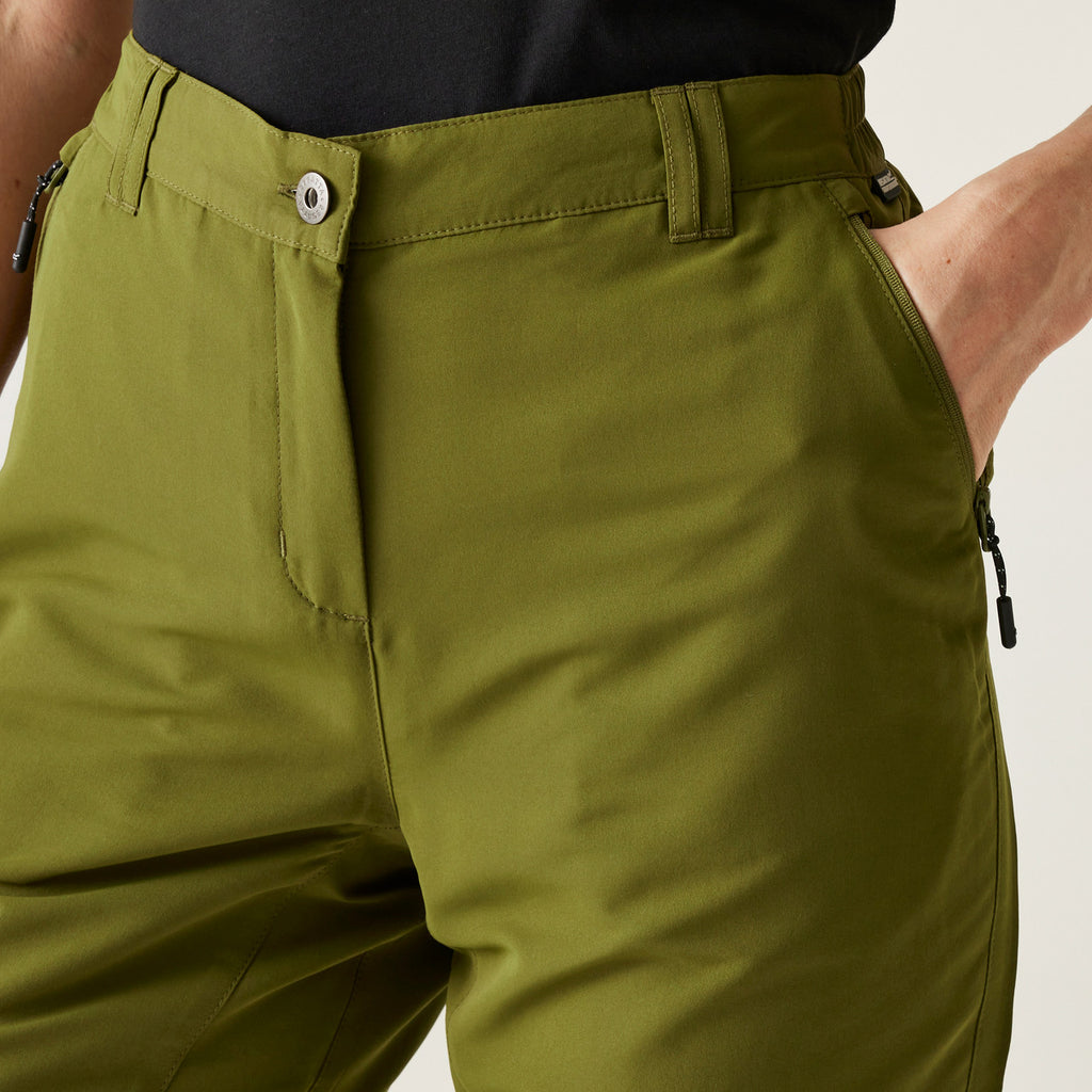 Regatta Women's Chaska Short III Mid Length Walking Shorts Nephrite Green