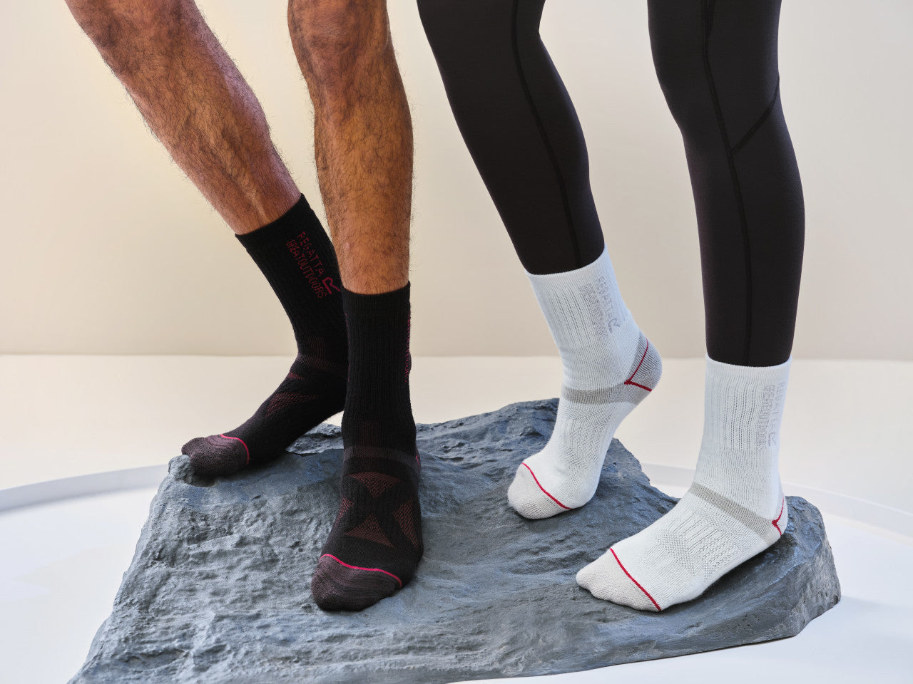 Regatta Womens 2 Pack Blister Protect II Antibacterial Walking Socks Black/Ash