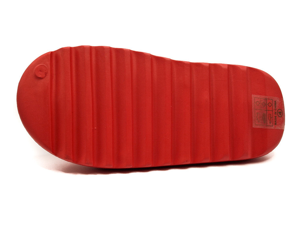 Womens Pillow Cloud Sliders Non-Slip Ribbed Bottom Red