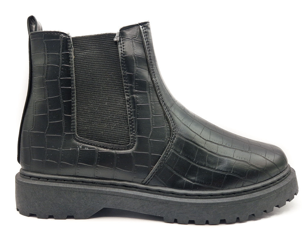 Women's Wide Fit Chelsea Pull On Faux Leather Ankle Boot Patent Black