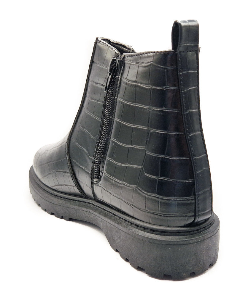 Women's Wide Fit Chelsea Pull On Faux Leather Ankle Boot Croc Black