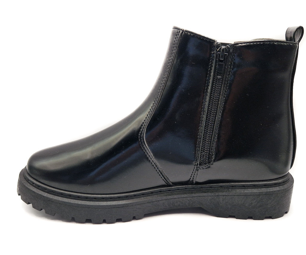 Women's Wide Fit Chelsea Pull On Faux Leather Ankle Boot Patent Black