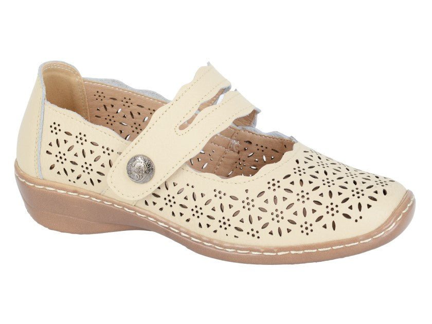 Boulevard Mary Jane Leather Shoes Beige - Renna Clothing
