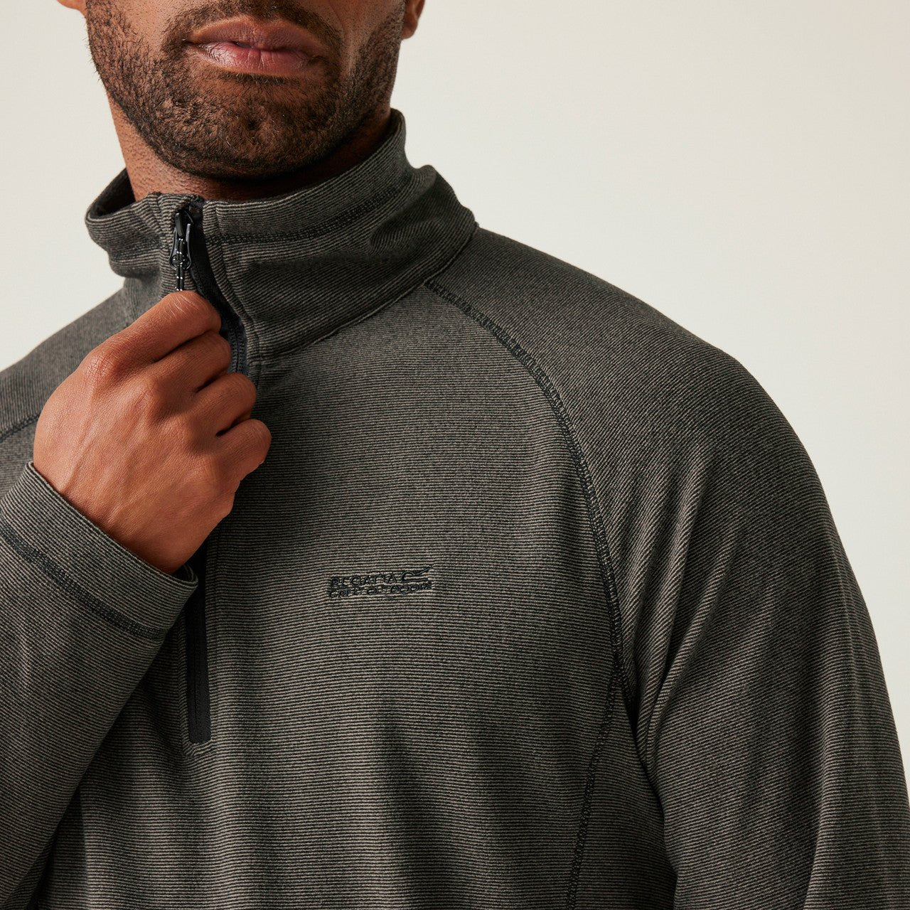 Regatta Men's Montes Lightweight Half Zip Fleece Treetop Black - Renna Clothing